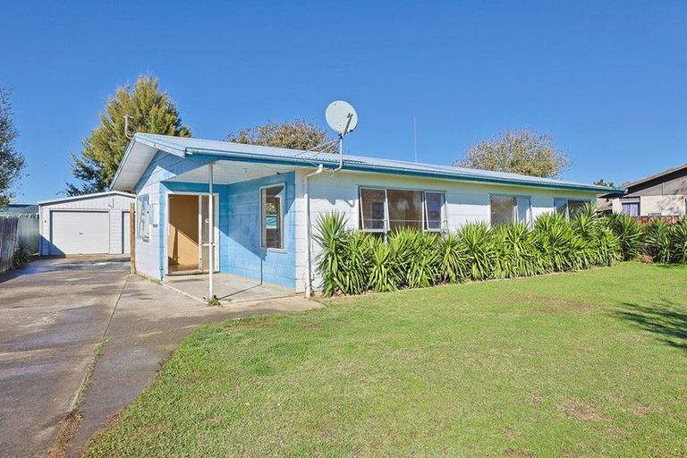 Photo of property in 25 Burton Crescent, Flaxmere, Hastings, 4120