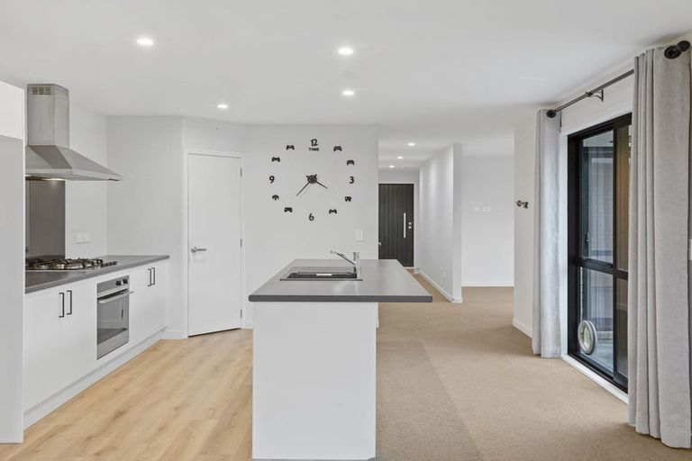 Photo of property in 14 Northmoor Boulevard, Rolleston, 7615