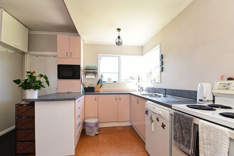 Photo of property in 15 Manchester Street, Tinwald, Ashburton, 7700