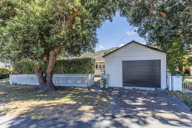 Photo of property in 224 The Parade, Island Bay, Wellington, 6023