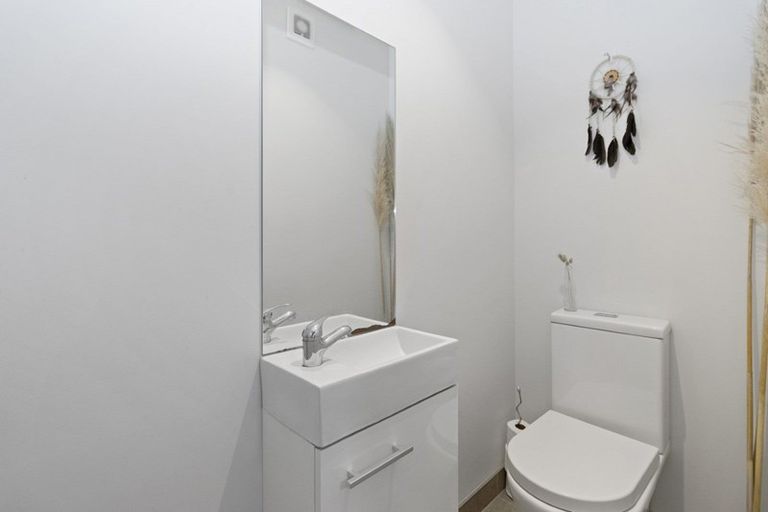 Photo of property in 39u2 Norton Road, Frankton, Hamilton, 3204