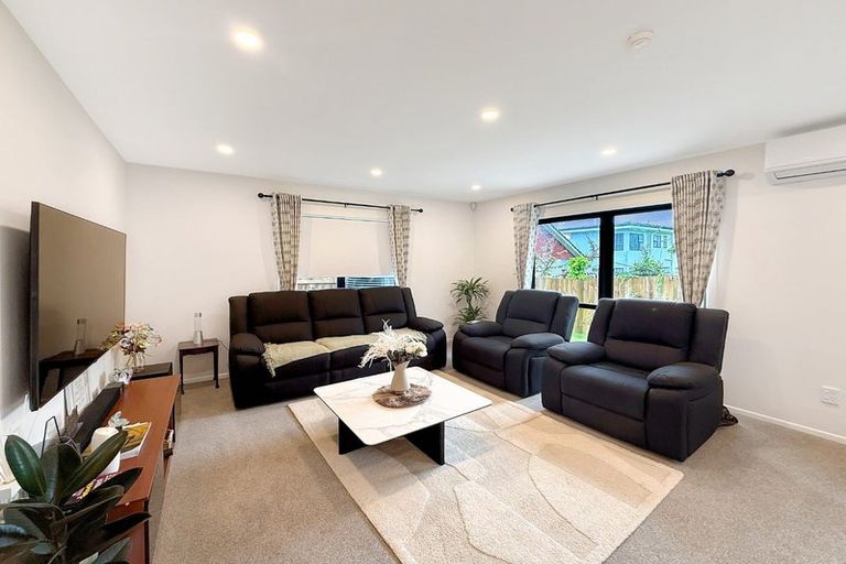 Photo of property in 45b Montgomery Street, Stokes Valley, Lower Hutt, 5019
