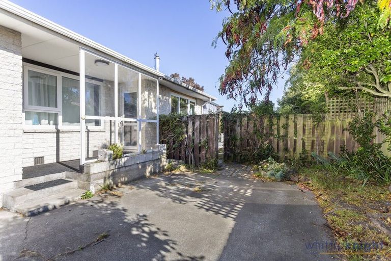 Photo of property in 2/223 Queenspark Drive, Parklands, Christchurch, 8083