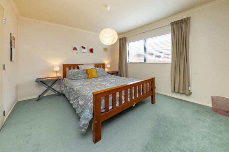 Photo of property in 13 Longford Park Drive, Takanini, 2112