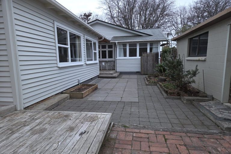 Photo of property in 25 Poulton Avenue, Richmond, Christchurch, 8013