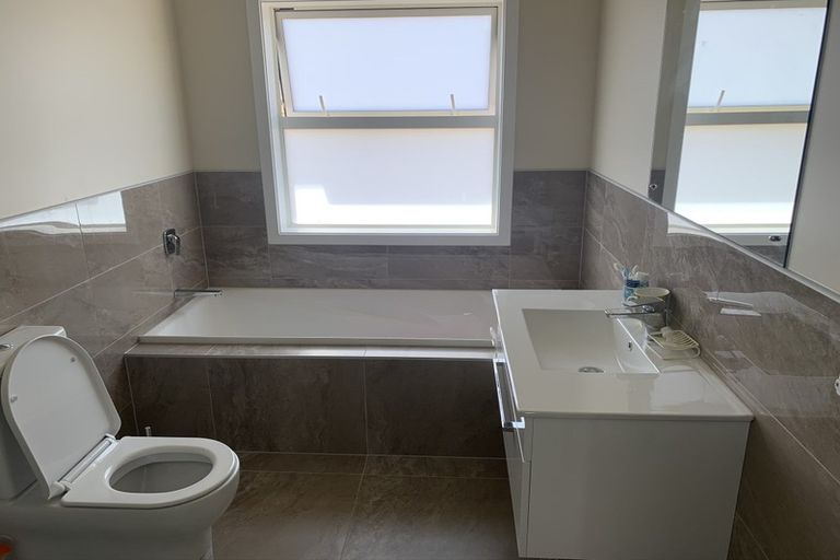 Photo of property in 60 Melksham Drive, Churton Park, Wellington, 6037