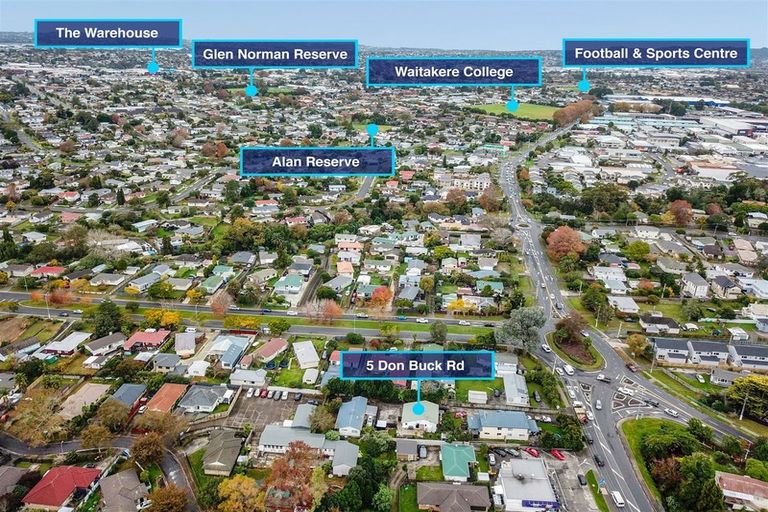 Photo of property in 5 Don Buck Road, Henderson, Auckland, 0614