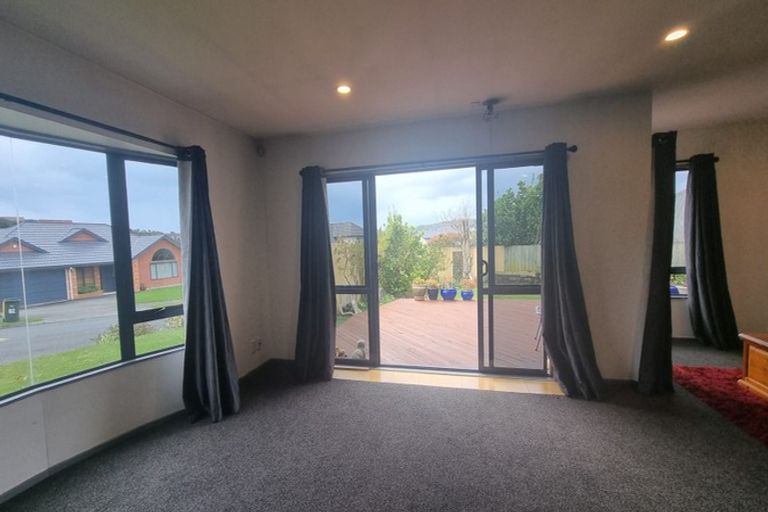 Photo of property in 65 Samwell Drive, Whitby, Porirua, 5024