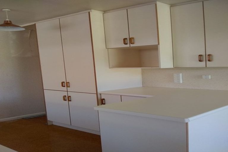 Photo of property in 16 Camelot Street, Ilam, Christchurch, 8041