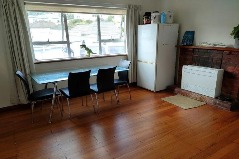 Photo of property in 94 Tiber Street, Island Bay, Wellington, 6023