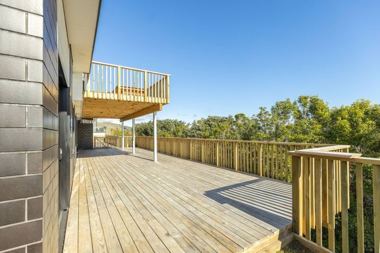 Photo of property in 94 Kotare Street, Waikanae, 5036