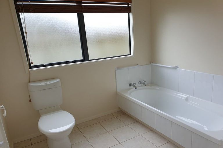 Photo of property in 6 Saint Hill Lane, Havelock North, 4130