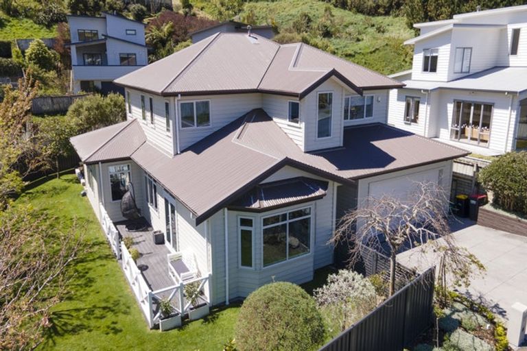 Photo of property in 13 Mauldeth Terrace, Churton Park, Wellington, 6037
