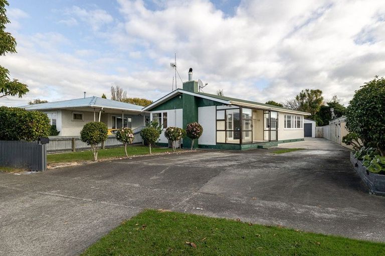 Photo of property in 12 Keith Street, Roslyn, Palmerston North, 4414