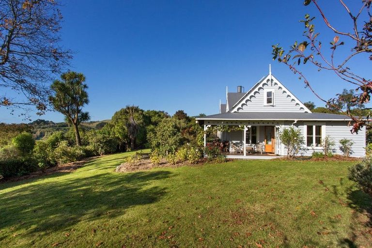 Photo of property in 23 Hyndhope Road, Kennedys Bush, Christchurch, 8025