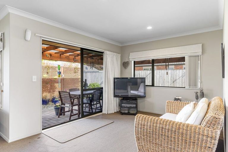 Photo of property in 35 Oaklands Drive, Cambridge, 3434