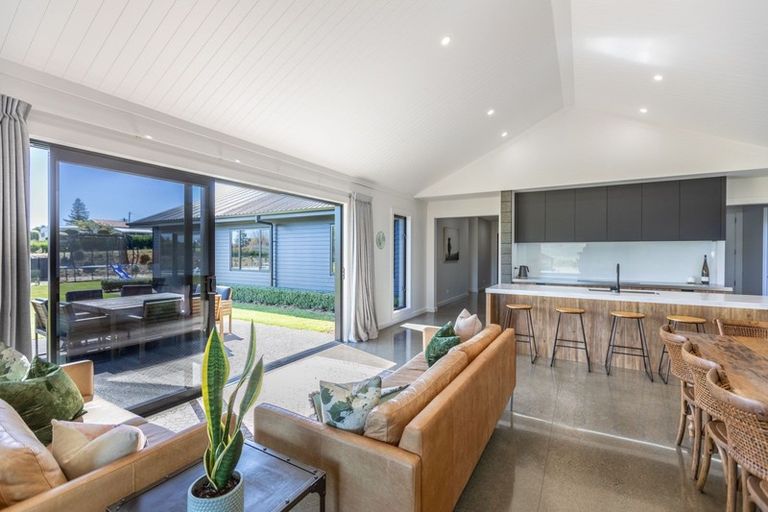 Photo of property in 18 Rose Street, Waipukurau, 4200