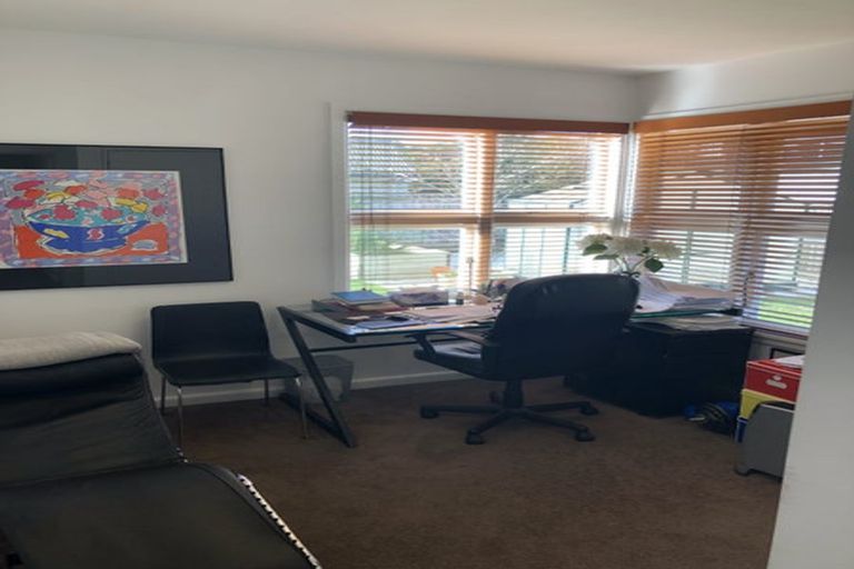 Photo of property in 26 Remuera Avenue, Cashmere, Christchurch, 8022