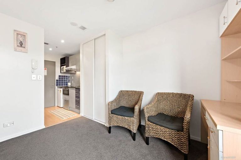 Photo of property in 3d/17 Crown Lynn Place, New Lynn, Auckland, 0600
