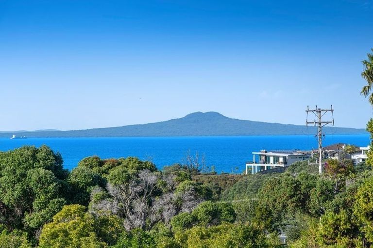 Photo of property in 33 Everard Avenue, Army Bay, Whangaparaoa, 0930