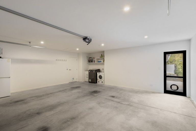 Photo of property in 519 Mangorei Road, Highlands Park, New Plymouth, 4312