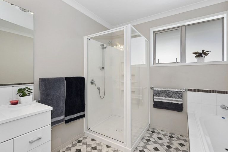 Photo of property in 6 Oldfield Court, Huntington, Hamilton, 3210