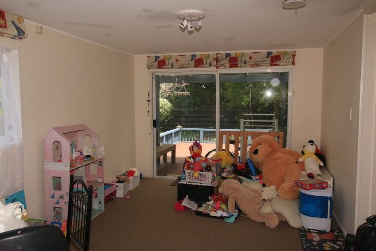 Photo of property in 14 Totara Grove, Hillcrest, Auckland, 0627
