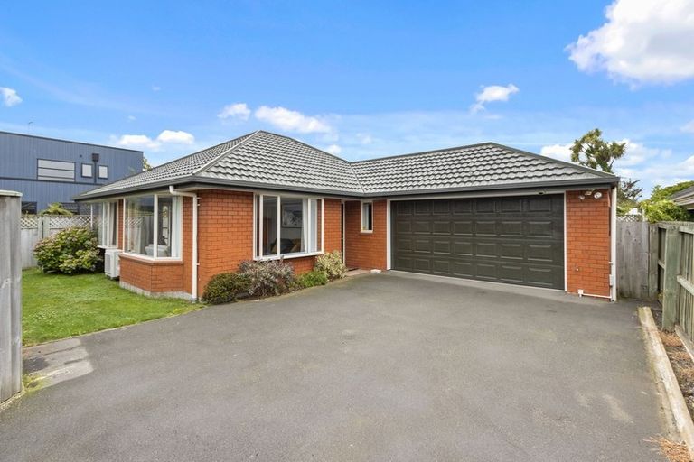 Photo of property in 7a Wharenui Road, Upper Riccarton, Christchurch, 8041
