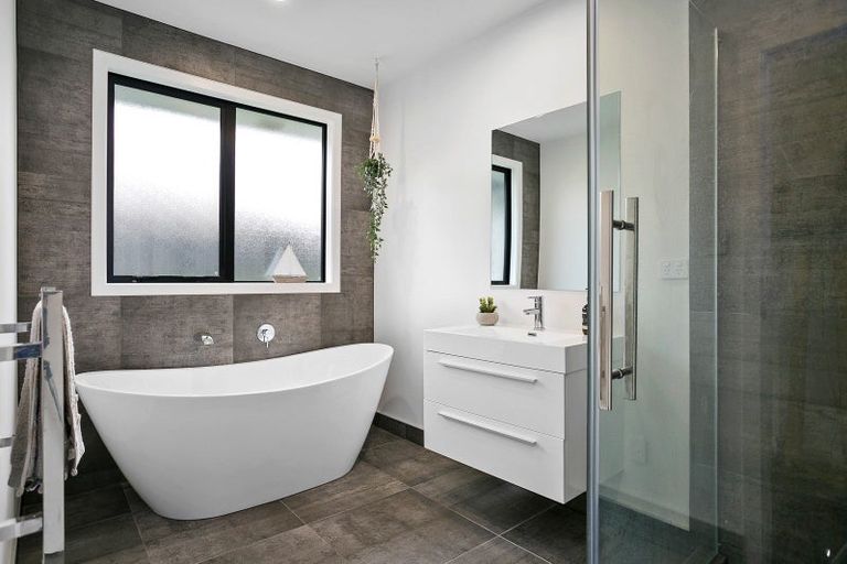 Photo of property in 4 Richards Street, Cambridge, 3434