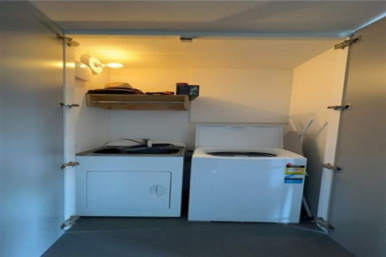 Photo of property in 383 Adelaide Road, Newtown, Wellington, 6021