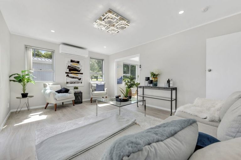 Photo of property in 118 Rowandale Avenue, Manurewa, Auckland, 2102