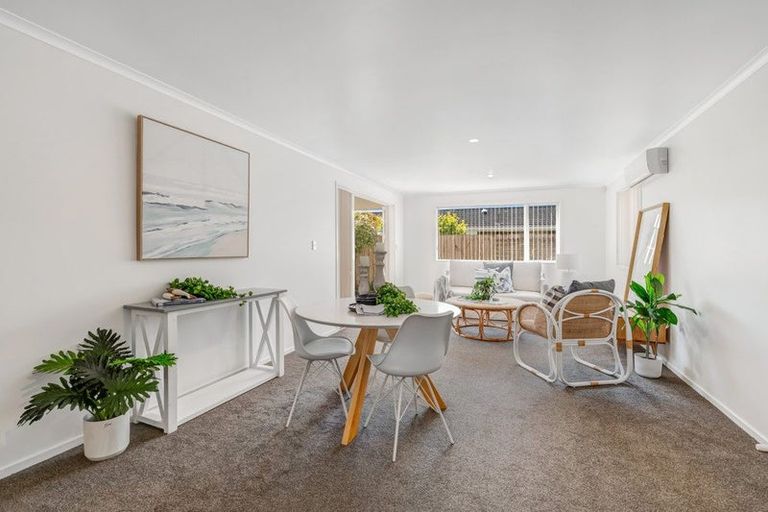 Photo of property in 8/262 Centreway Road, Orewa, 0931
