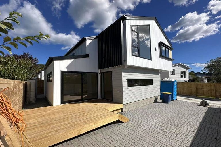 Photo of property in 20 Glenvar Road, Torbay, Auckland, 0630