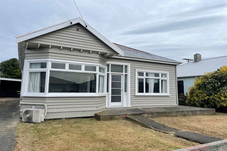 Photo of property in 122 Bay View Road, South Dunedin, Dunedin, 9012
