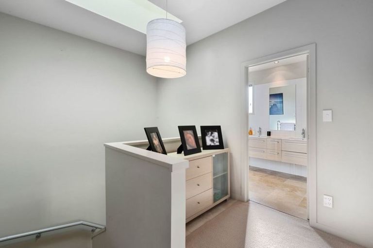 Photo of property in Point Ridge, 130 Gills Road, Albany Heights, Auckland, 0632
