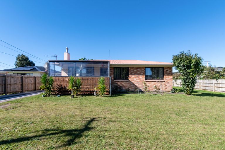 Photo of property in 3 Ngahu Street, Fairy Springs, Rotorua, 3015