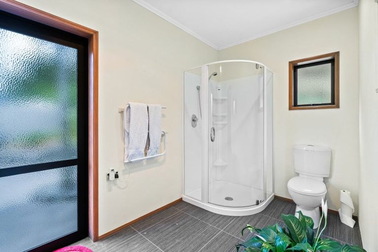 Photo of property in 178 Ngahau Bay Road, Helena Bay, Hikurangi, 0184