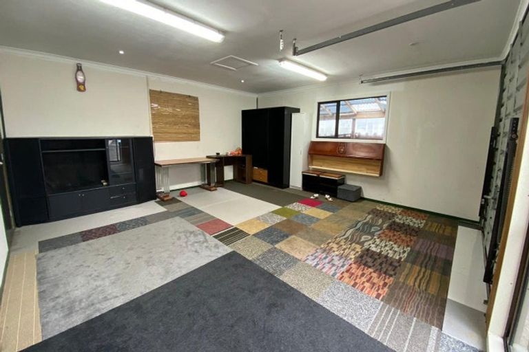 Photo of property in 109 Everglade Drive, Totara Heights, Auckland, 2105