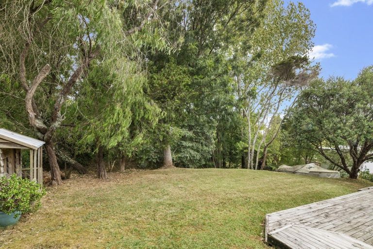 Photo of property in 14 Springtime Crescent, Stanmore Bay, Whangaparaoa, 0932