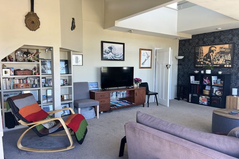 Photo of property in 15 Kerr Street, Devonport, Auckland, 0624