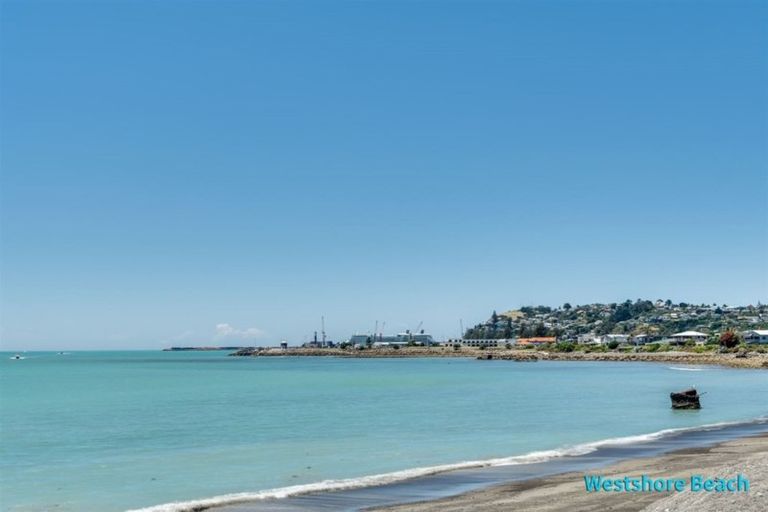 Photo of property in 42 Charles Street, Westshore, Napier, 4110