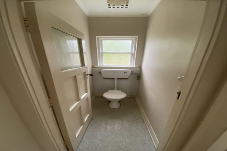 Photo of property in 6 Huia Street, Riccarton, Christchurch, 8041