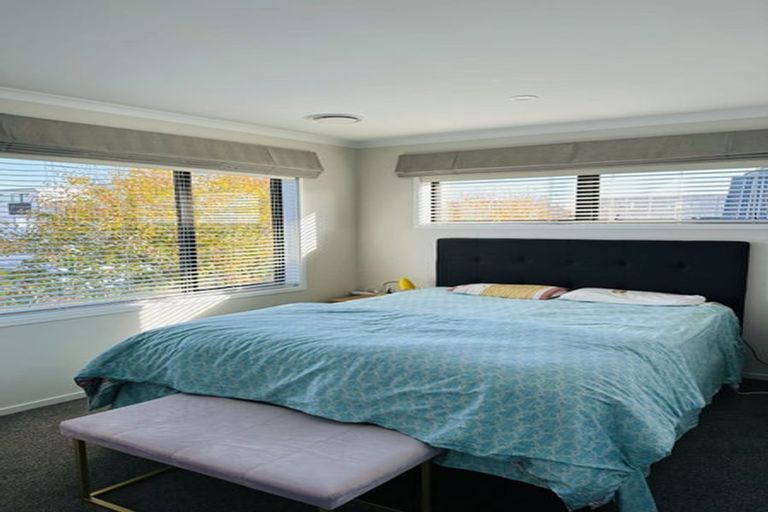 Photo of property in 2 Rarahu Road, Hobsonville, Auckland, 0616