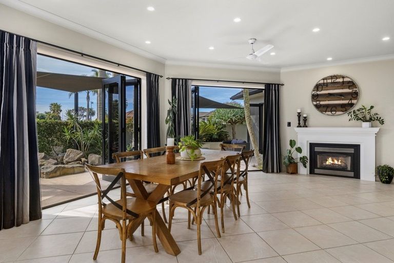 Photo of property in 2 Santa Monica Drive, Papamoa Beach, Papamoa, 3118