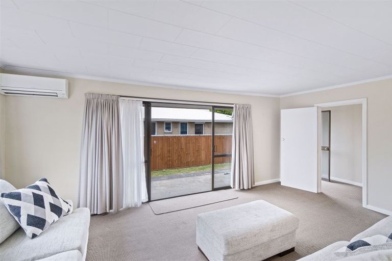 Photo of property in 31 Witham Street, Hornby, Christchurch, 8042