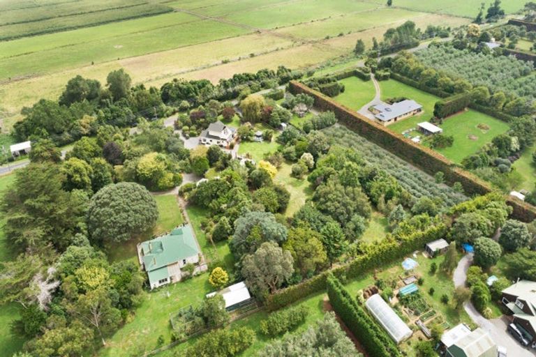 Photo of property in 120 Te Waka Road, Te Horo, Otaki, 5581