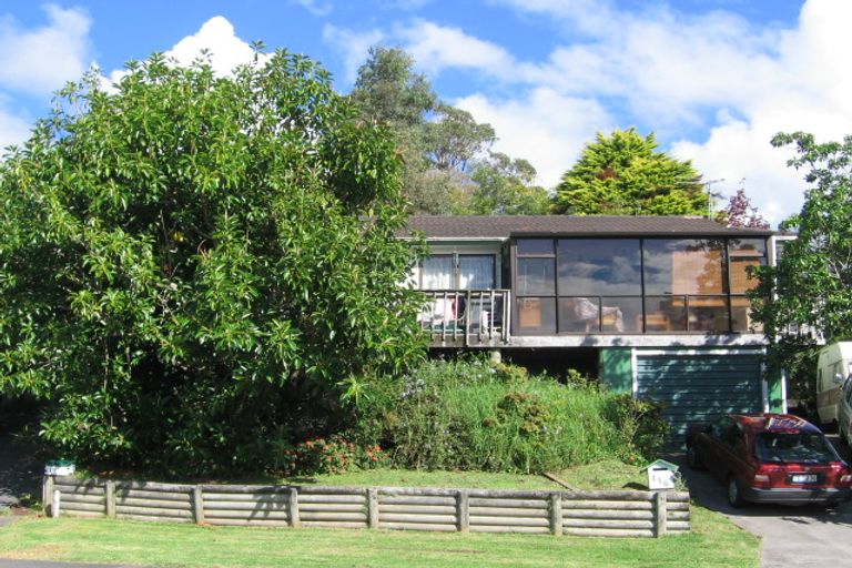 Photo of property in 116 Solar Road, Glen Eden, Auckland, 0602