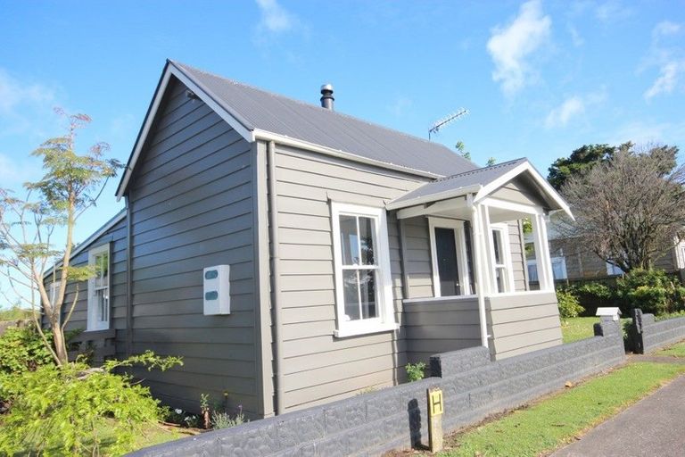 Photo of property in 218 Great South Road, Huntly, 3700