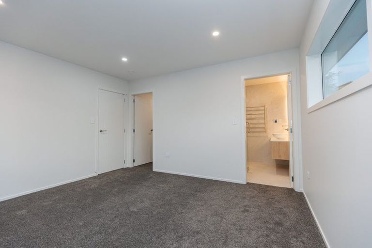 Photo of property in 22 Prestbury Grove, Churton Park, Wellington, 6037