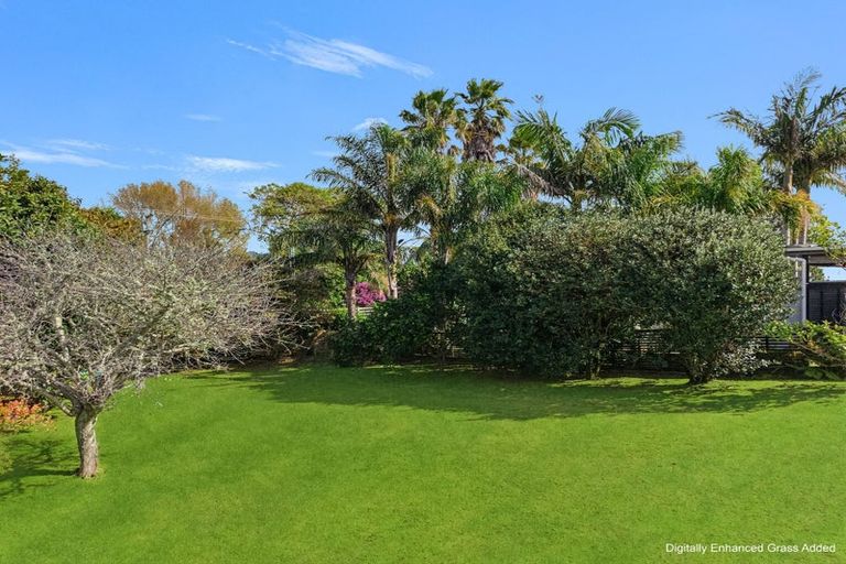 Photo of property in 30 Athenree Road, Athenree, Katikati, 3177